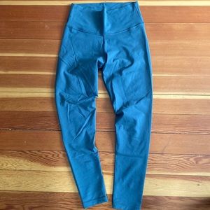 Aritzia leggings